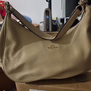 Coach Beige Leather Shoulder Bag